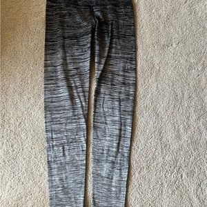 Aerie grey yoga pants (M)